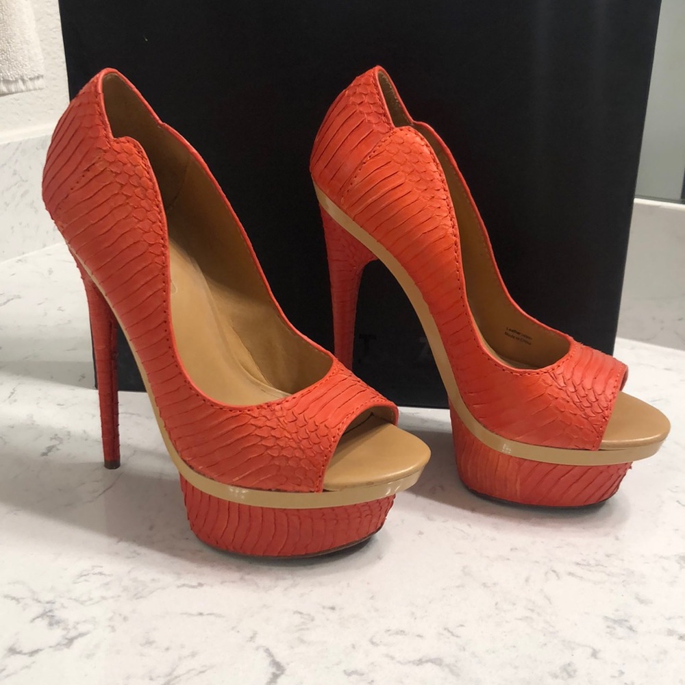 L.A.M.B. Ilane Corsnk Orange Snake